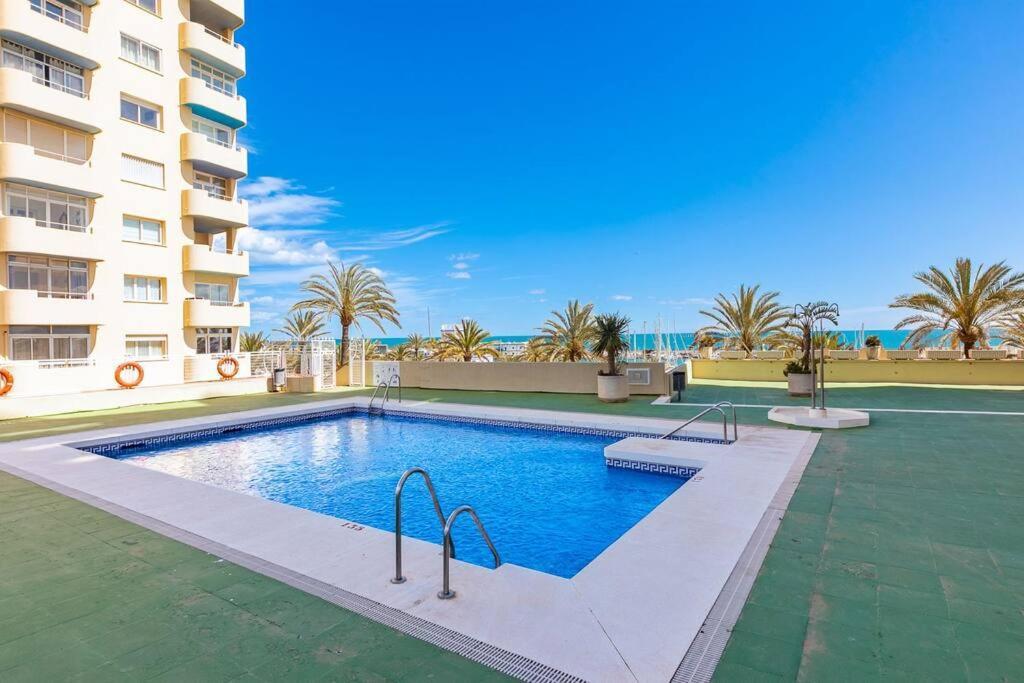 Seaview Estepona Marine Port With Pools ภายนอก รูปภาพ